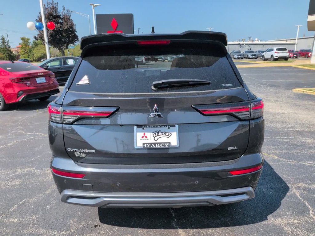 New 2026 Mitsubishi Outlander SEL AWD/4WD image 9