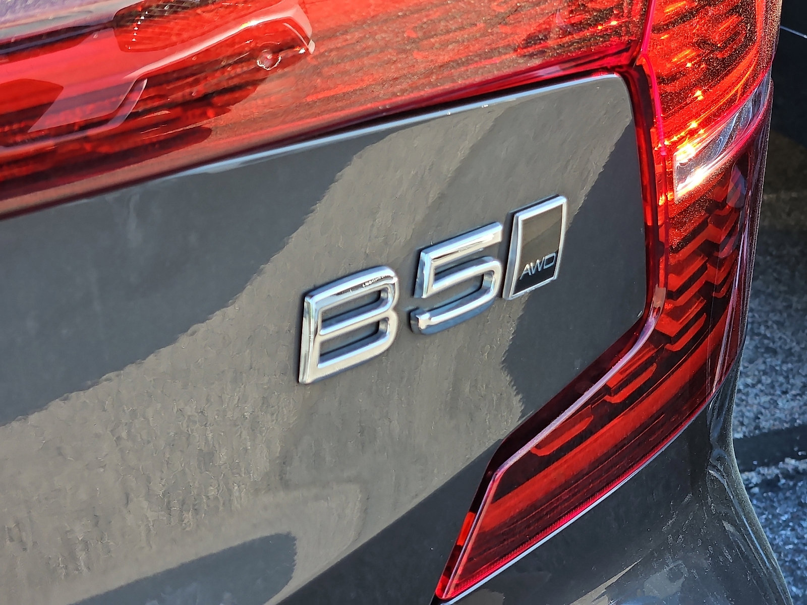 Used 2024 Volvo S60 B5 Plus w/ Climate Package AWD/4WD image 9