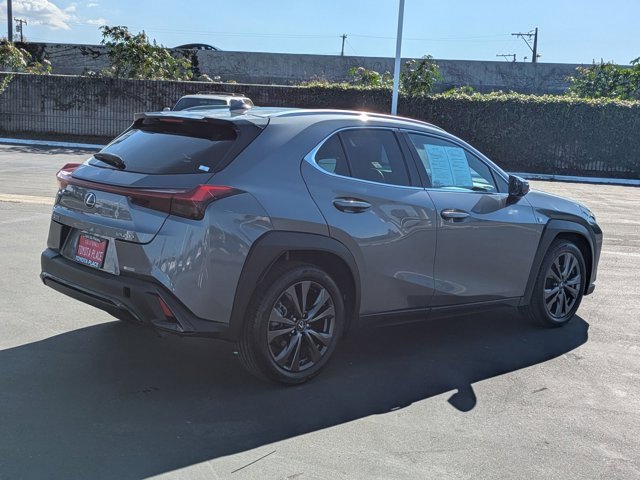 Used 2019 Lexus UX 200 F Sport image 8