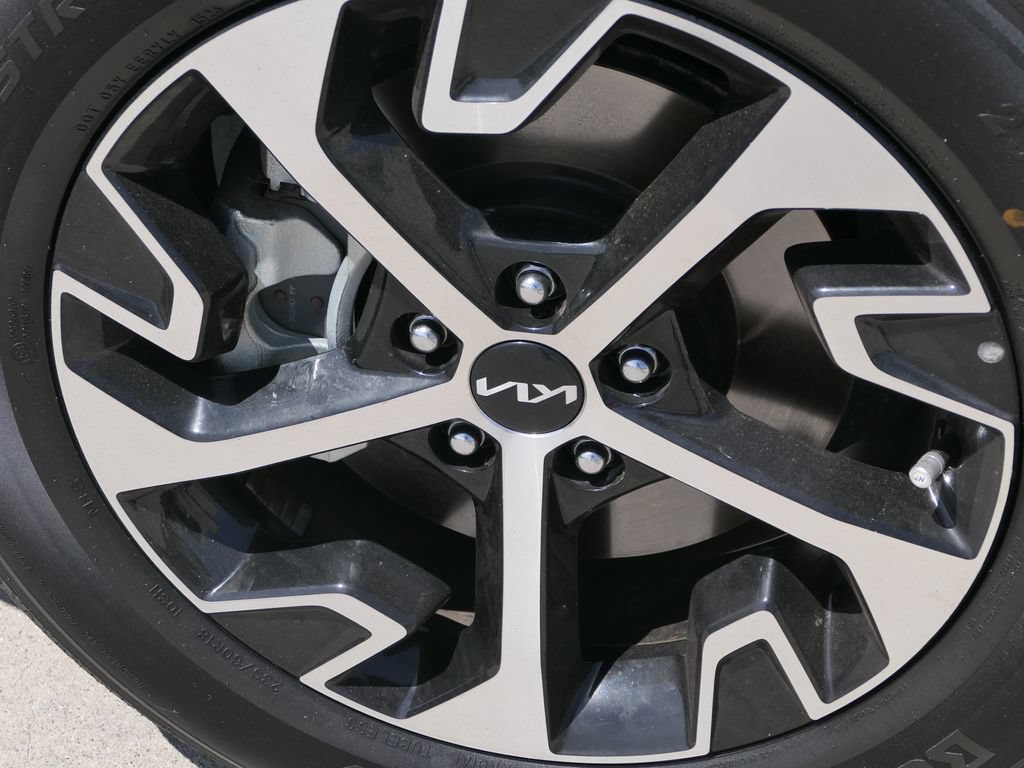 Used 2023 Kia Sportage EX FWD image 10