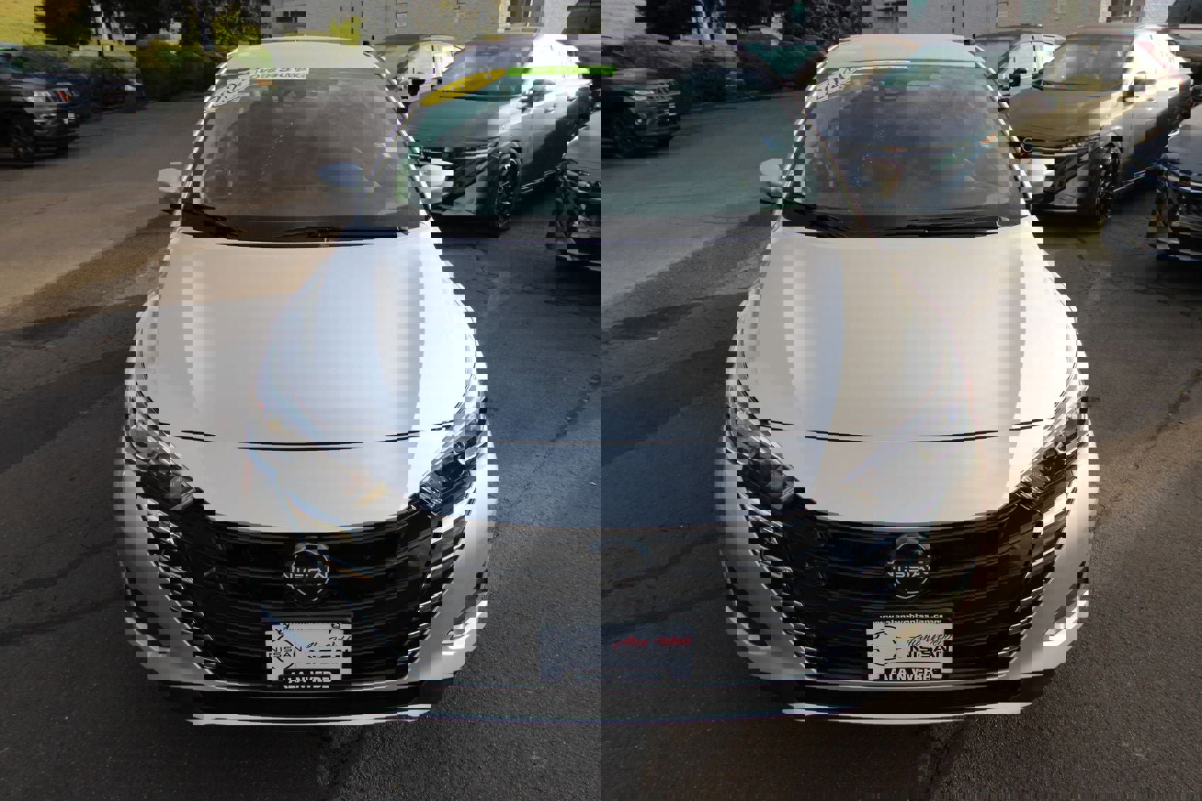 Used 2024 Nissan Versa SV w/ Trunk Package image 8