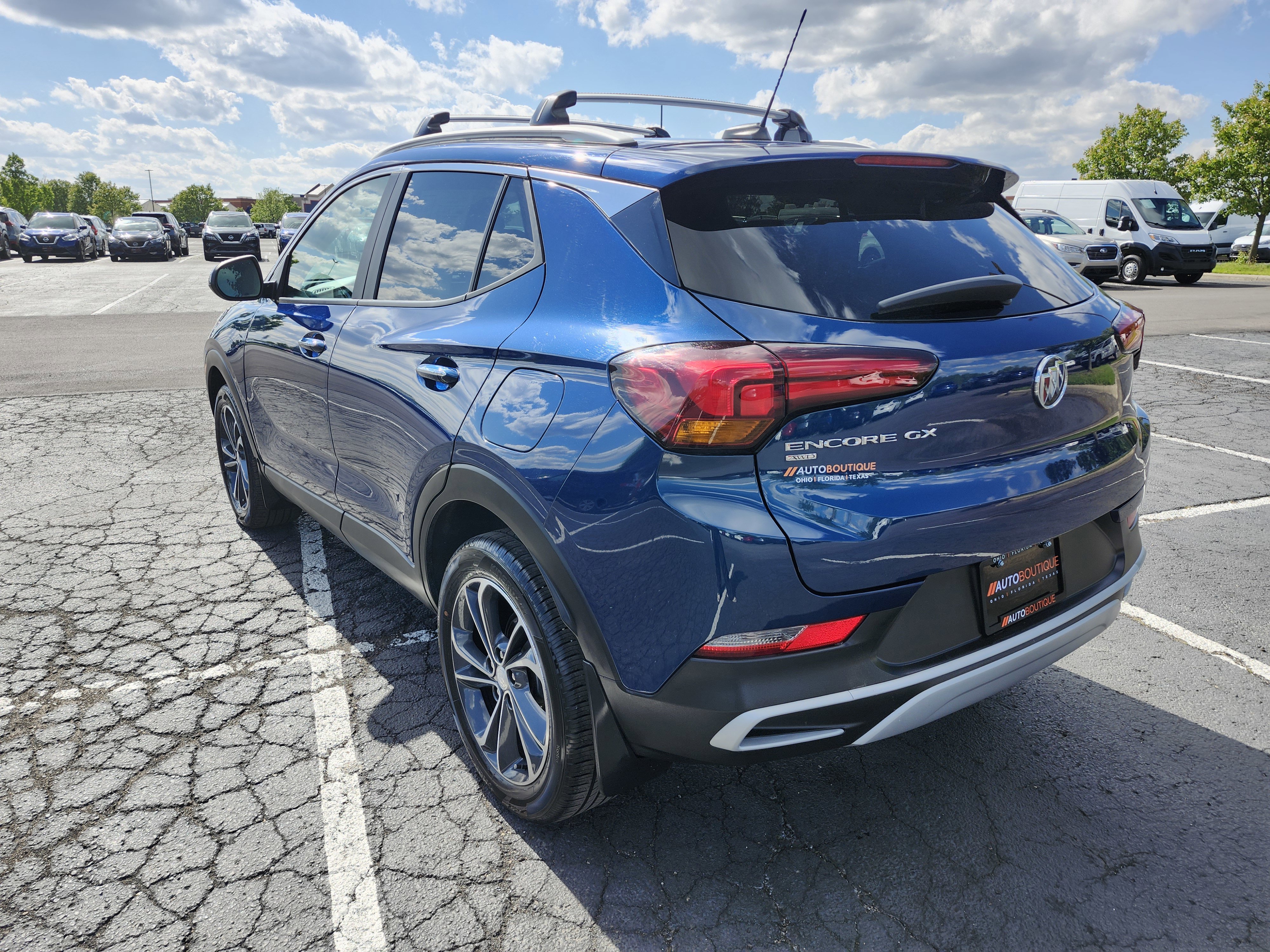 Used 2020 Buick Encore GX Select AWD/4WD image 15