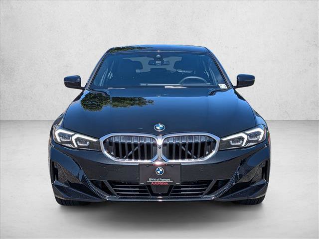 Used 2026 BMW 330i Sedan w/ Premium Package RWD image 2