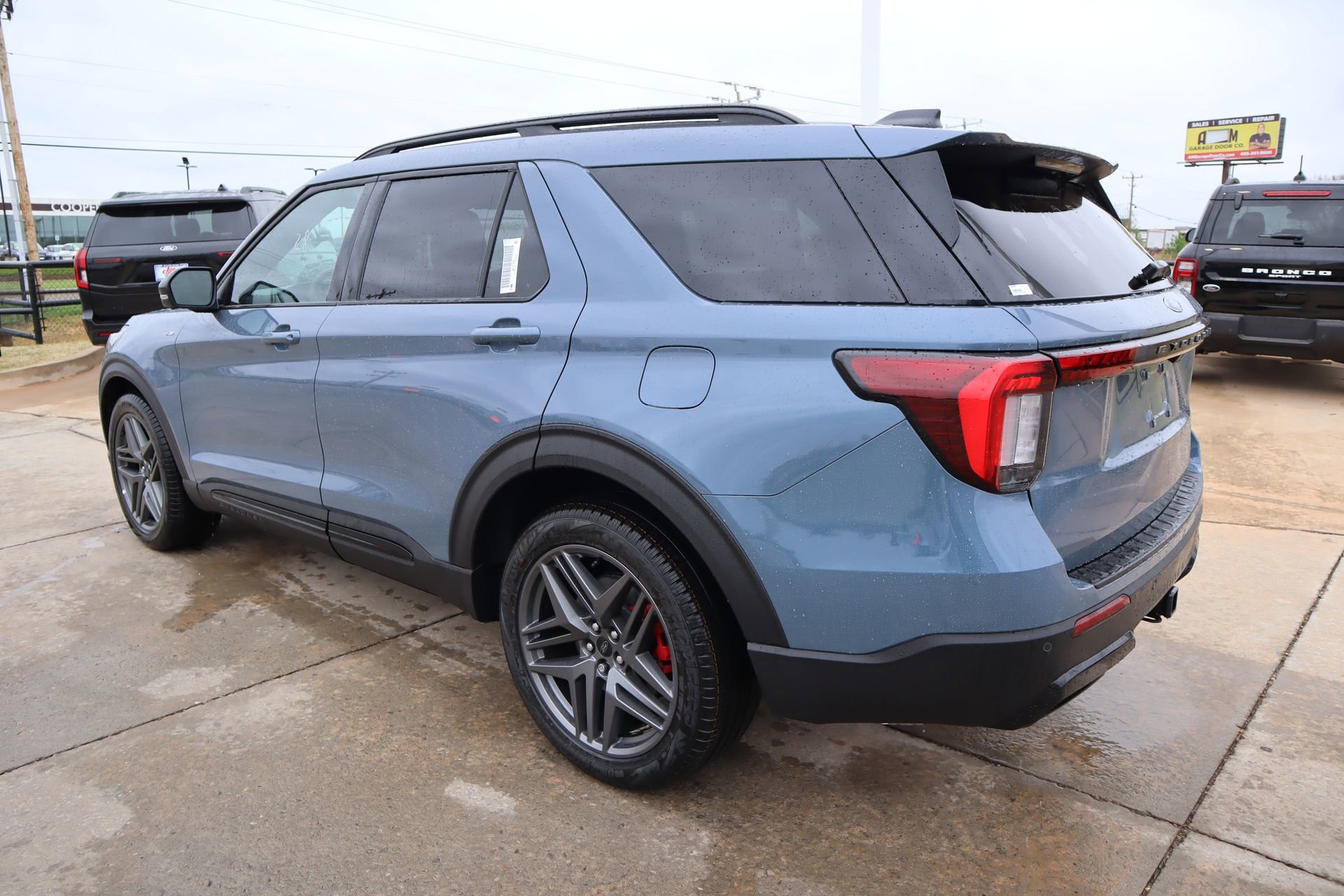New 2026 Ford Explorer ST-Line w/ ST-Line Street Pack RWD image 26