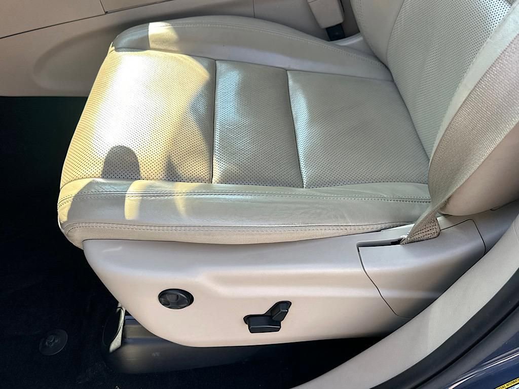 Used 2021 Jeep Grand Cherokee Limited w/ Luxury Group II image 19