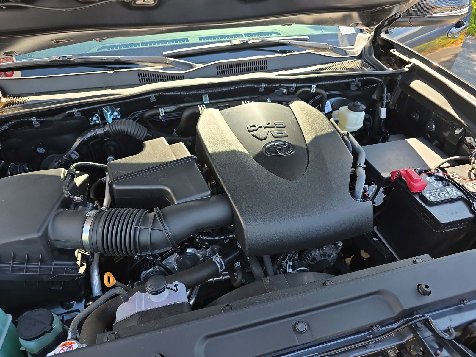Used 2023 Toyota Tacoma SR5 w/ Technology Package RWD image 28