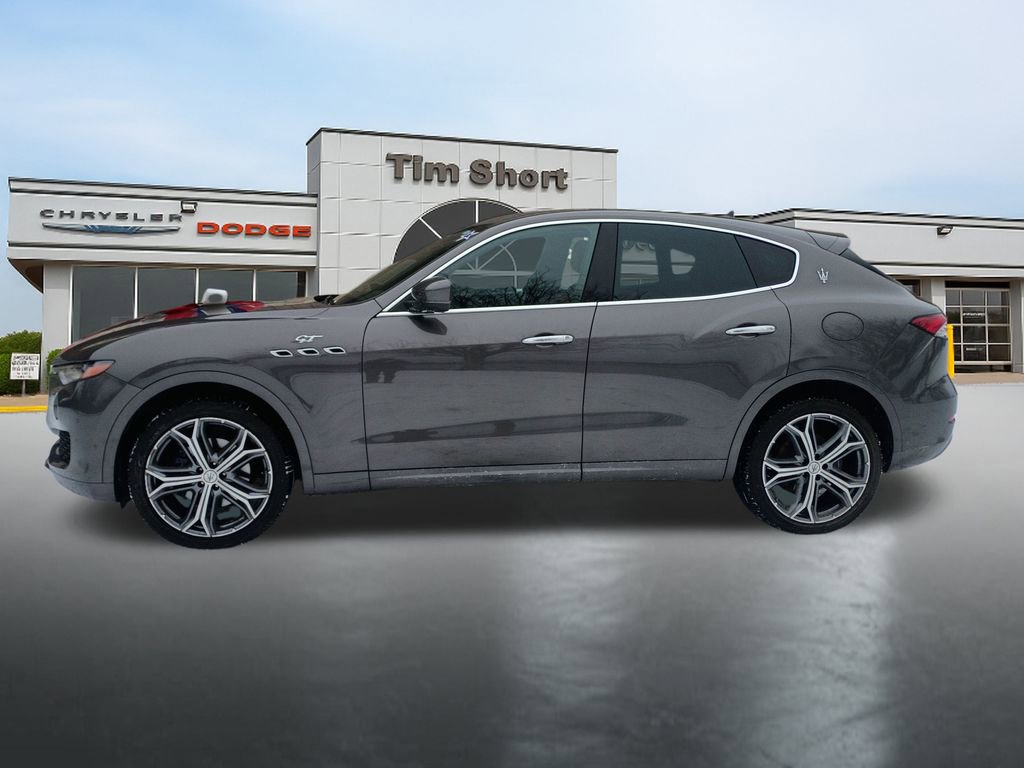 Used 2023 Maserati Levante GT AWD/4WD image 2