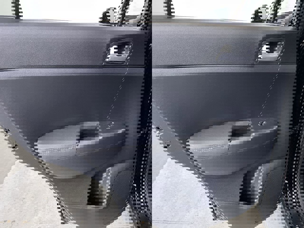 Used 2022 Kia Sportage LX image 18