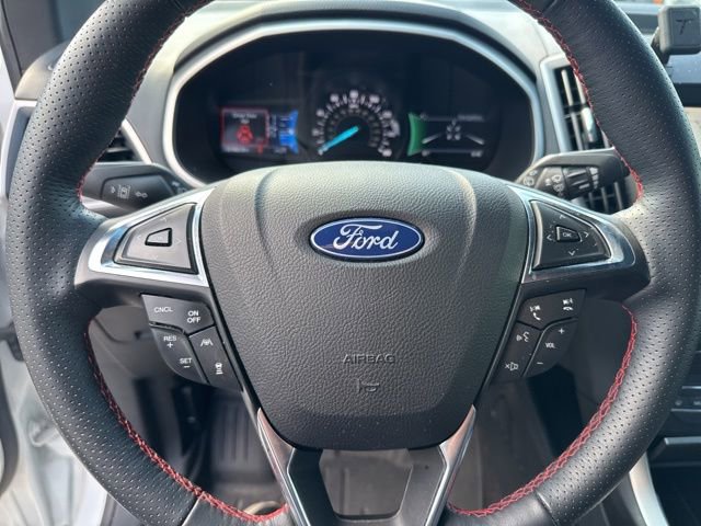 Used 2020 Ford Edge ST-Line FWD image 19