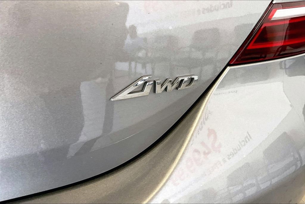 Used 2025 Genesis G70 2.5T AWD/4WD image 19