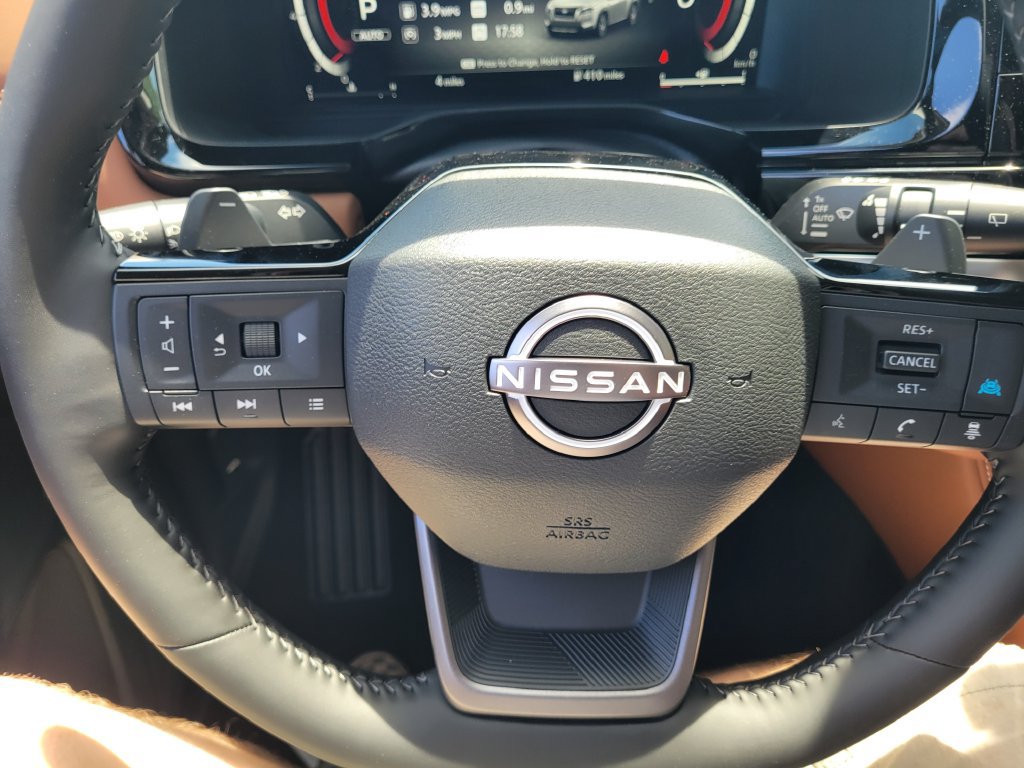 New 2026 Nissan Pathfinder Platinum AWD/4WD image 17