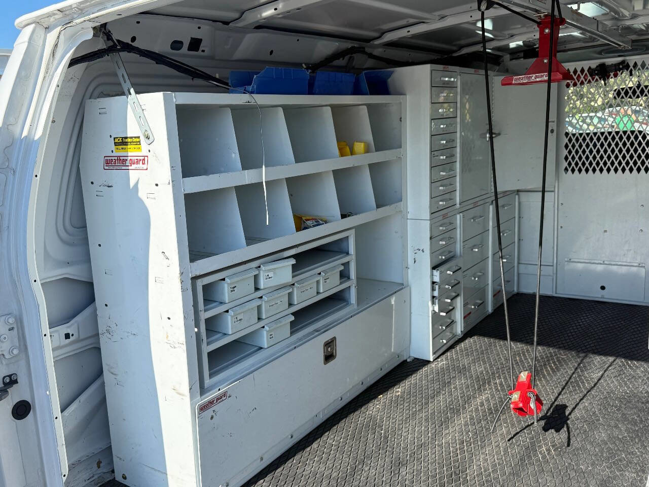 Used 2011 Ford E-150 and Econoline 150 w/ PWR Group image 13
