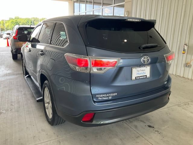 Used 2014 Toyota Highlander LE FWD image 18