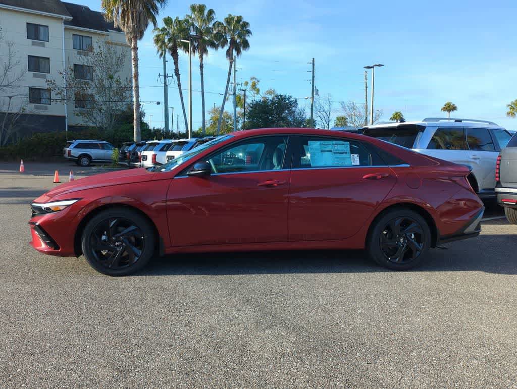 New 2026 Hyundai Elantra SEL Sport Premium FWD image 3