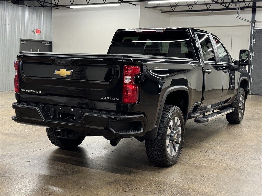 Used 2024 Chevrolet Silverado 2500 Custom w/ Custom Value Package AWD/4WD image 15