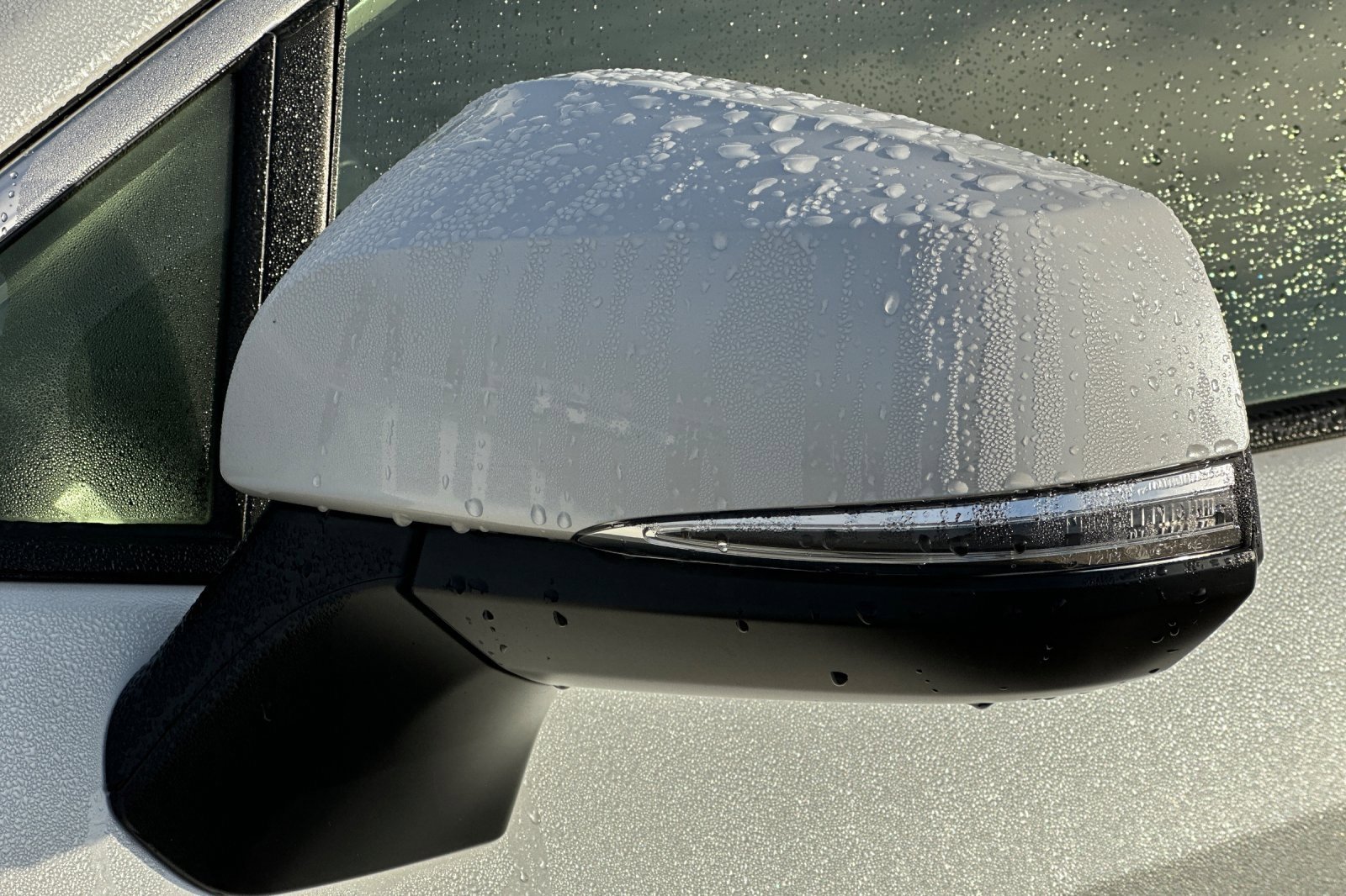 Used 2024 Toyota RAV4 SE image 54