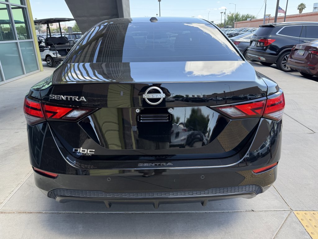 Used 2025 Nissan Sentra SV FWD image 13