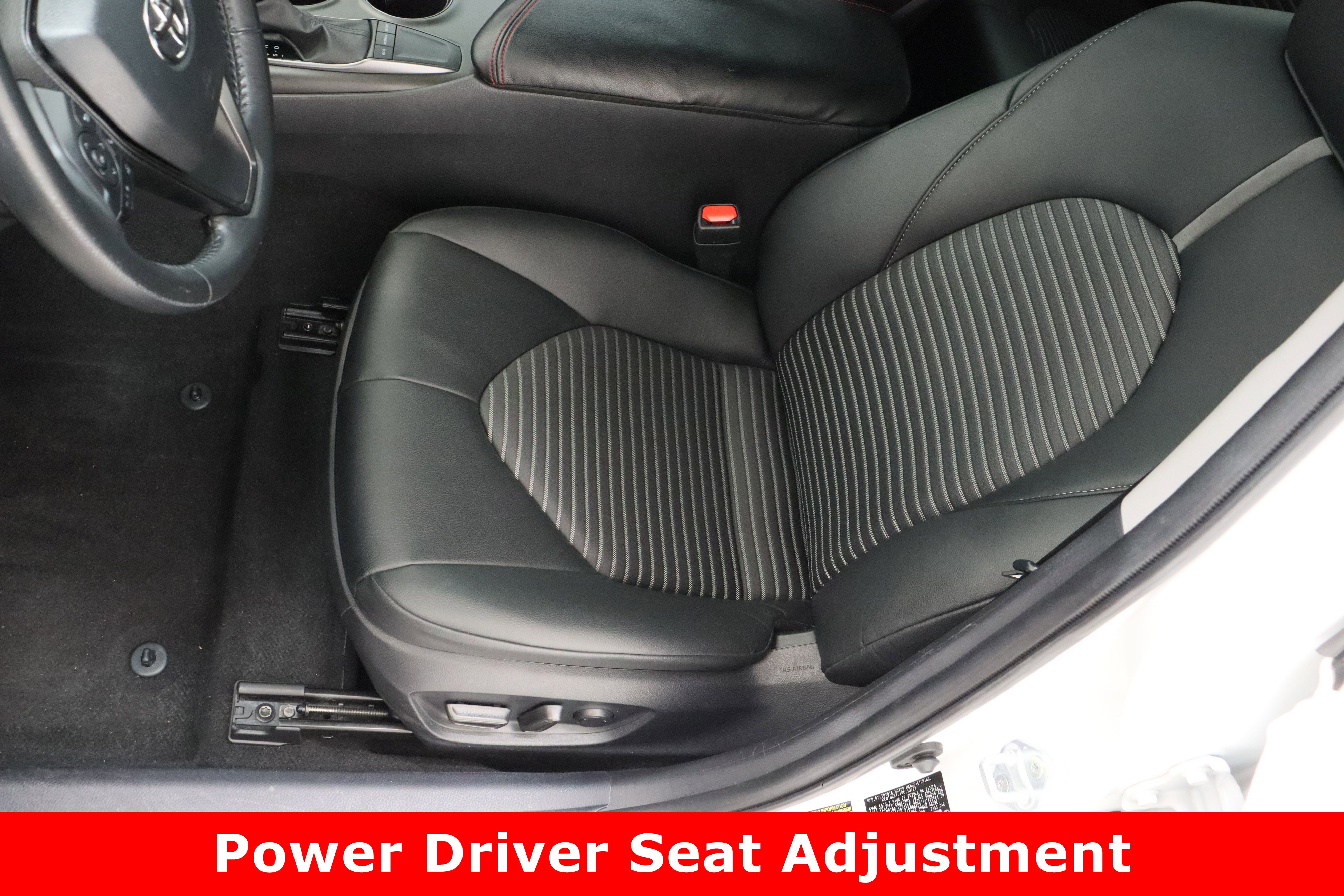 Used 2024 Toyota Camry SE image 15