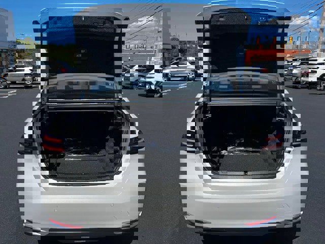 New 2026 BMW 530i xDrive w/ Executive Package image 6