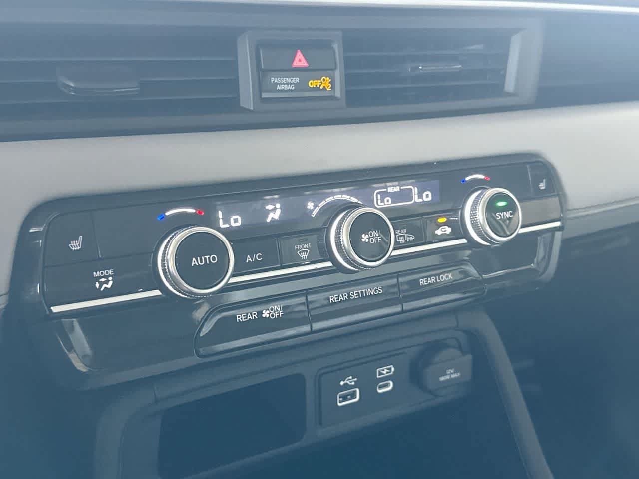 Used 2025 Honda Pilot Touring image 20