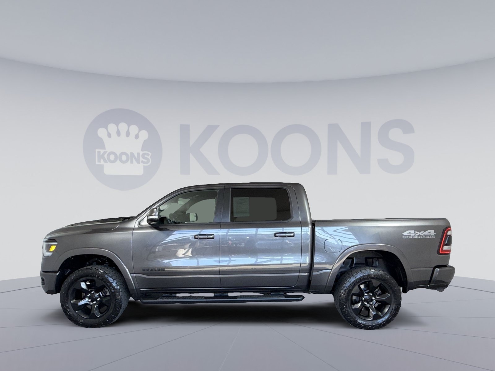 Used 2020 RAM 1500 Laramie AWD/4WD image 2