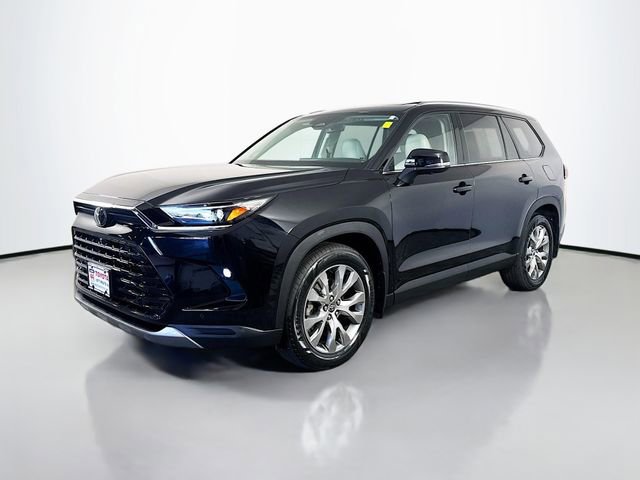 Certified 2024 Toyota Grand Highlander AWD image 2