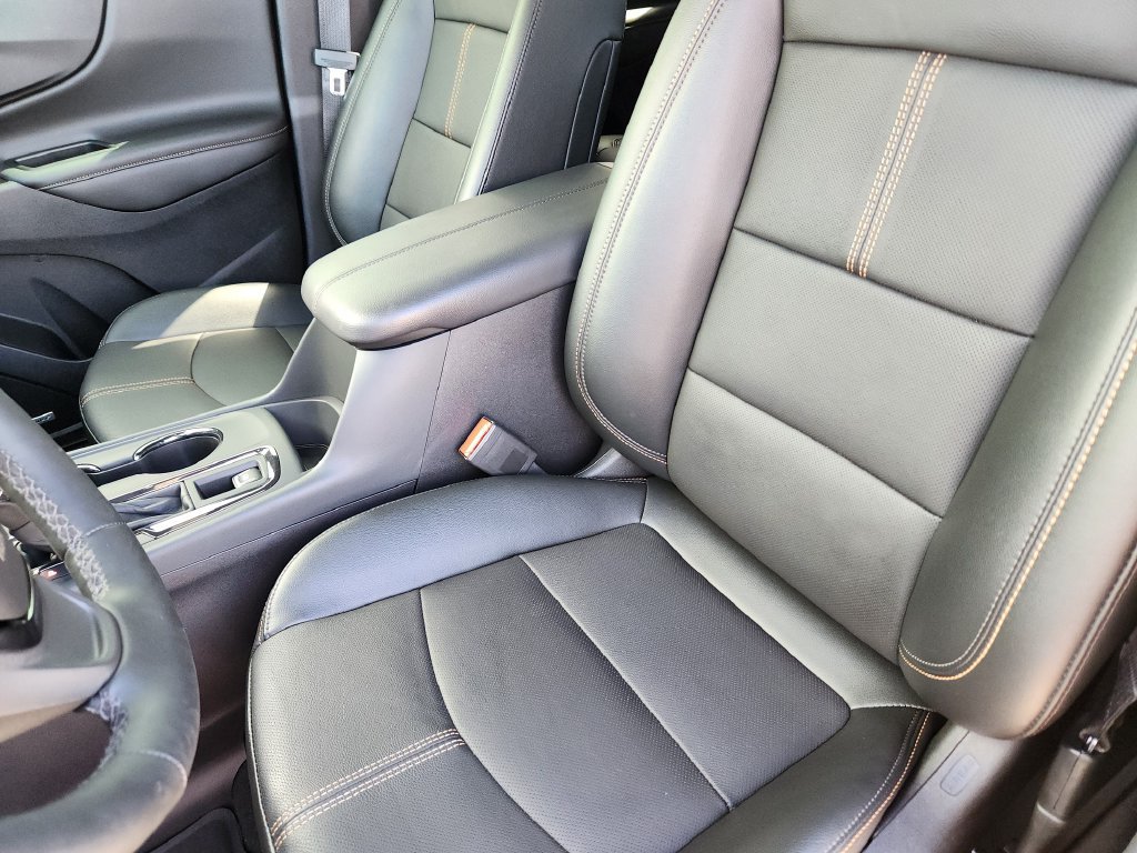 Used 2024 Chevrolet Equinox Premier AWD/4WD image 14