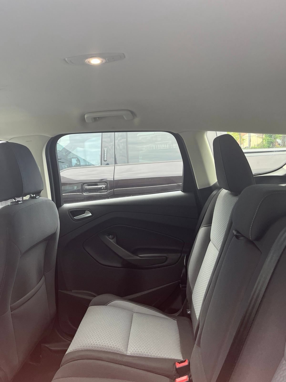 Used 2017 Ford Escape SE AWD/4WD image 14