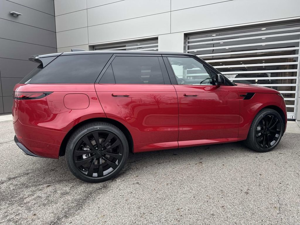 New 2026 Land Rover Range Rover Sport Dynamic SE image 8