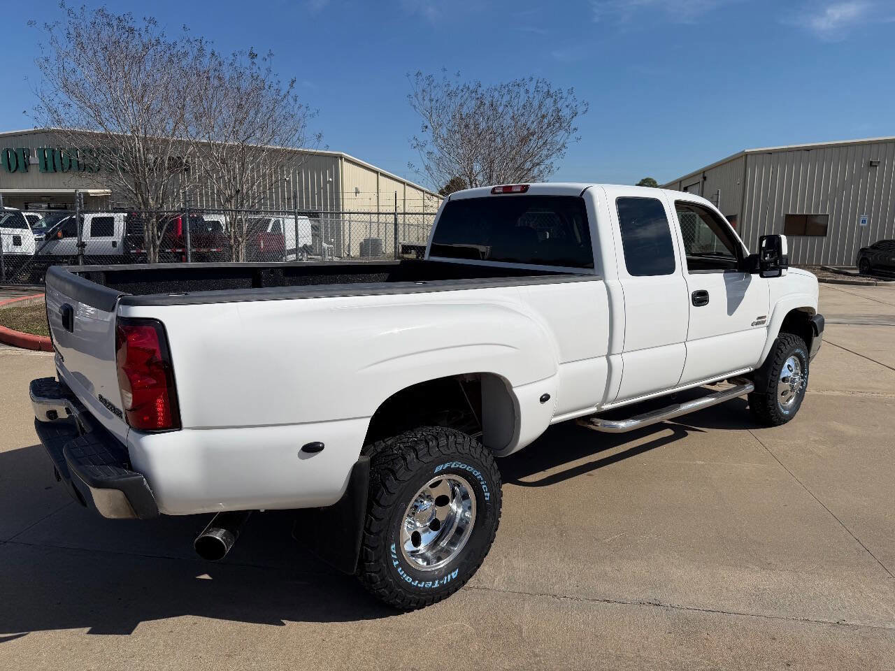 Used 2003 Chevrolet Silverado 3500 LS image 3