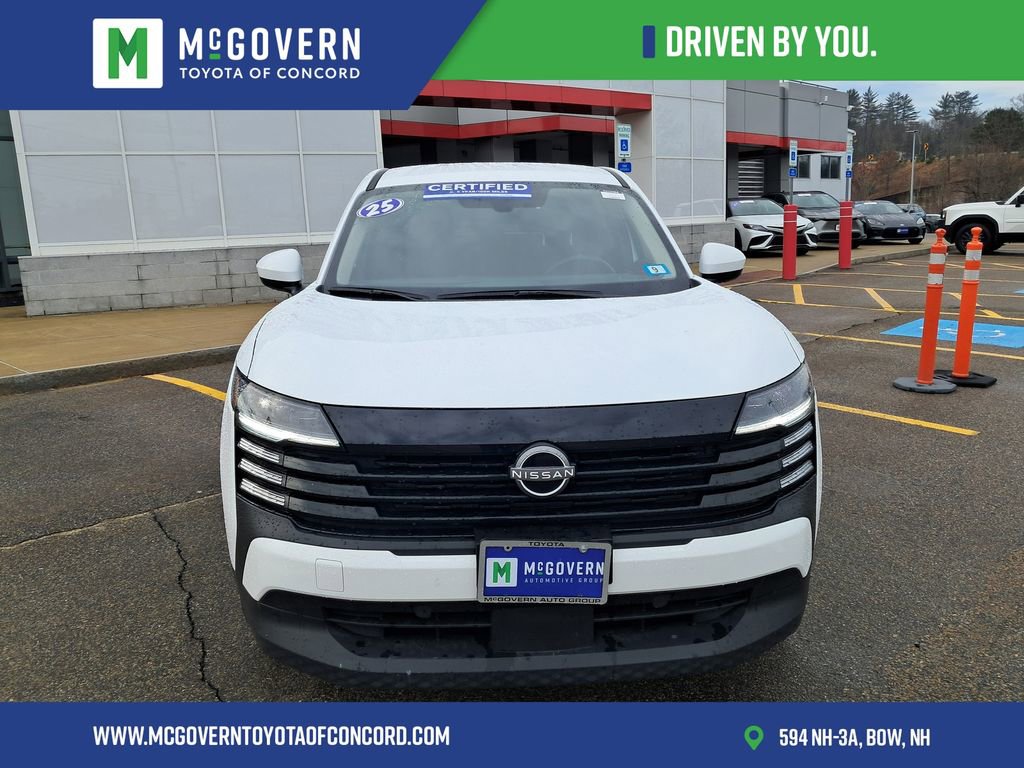 Used 2025 Nissan Kicks SV image 11