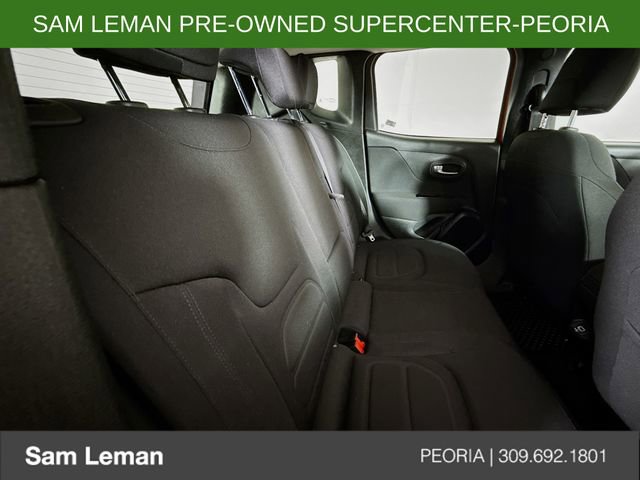 Used 2020 Jeep Renegade Latitude w/ Cold Weather Group image 25