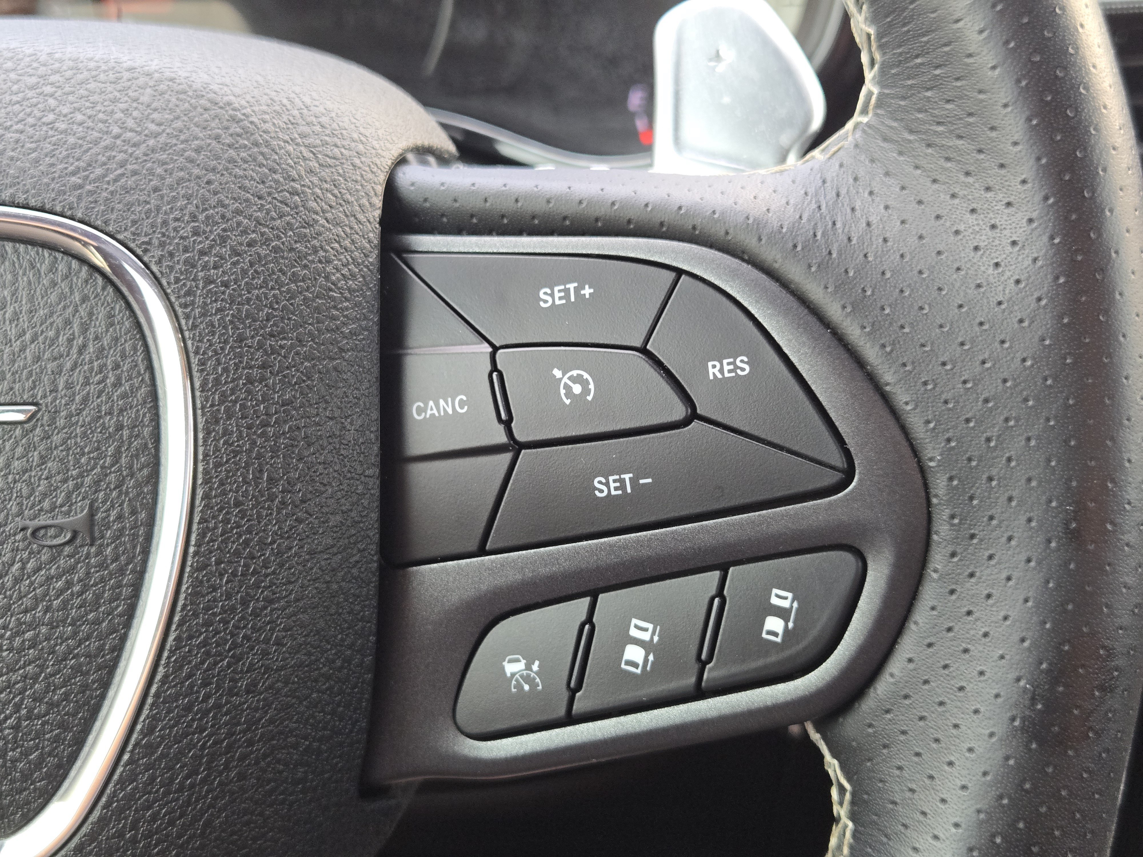 Used 2024 Dodge Durango SRT AWD/4WD image 31