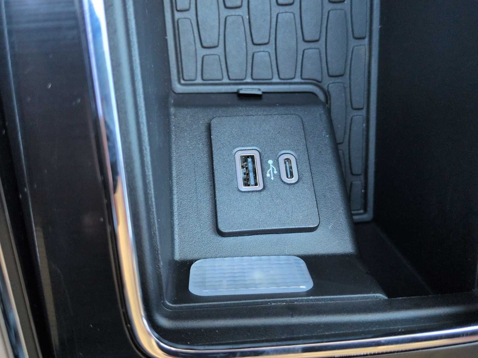 Used 2024 Lincoln Aviator Reserve w/ Equipment Group 201A AWD/4WD image 20
