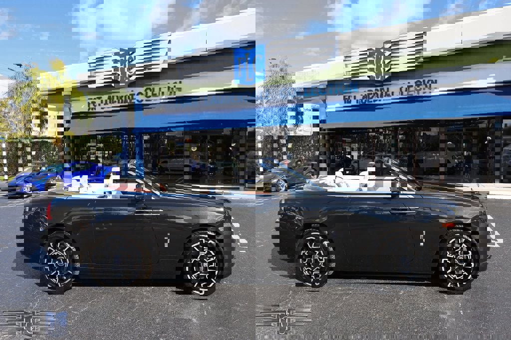 Used 2017 Rolls-Royce Dawn Convertible image 38