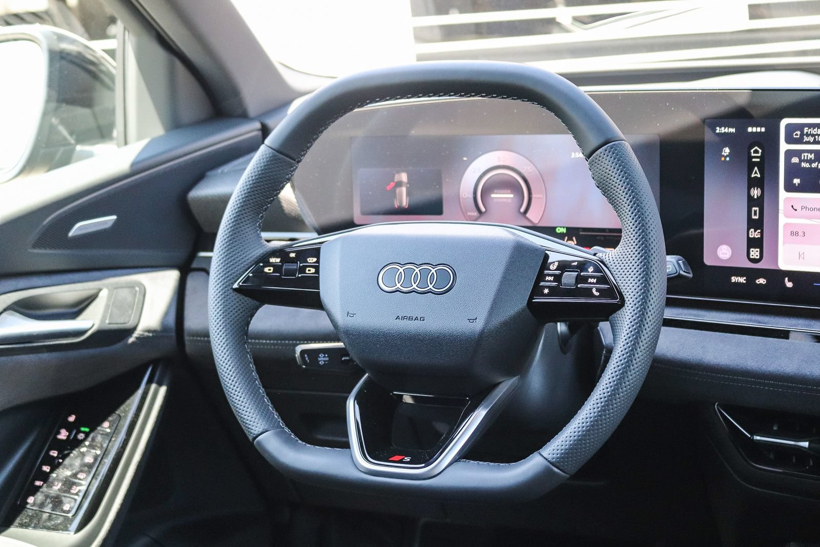 New 2027 Audi SQ6 e-tron Prestige AWD/4WD image 15