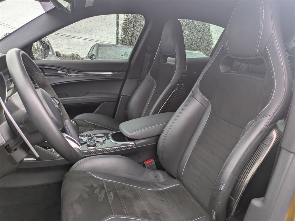 Used 2023 Alfa Romeo Stelvio Quadrifoglio w/ Active Assist Plus Package image 19