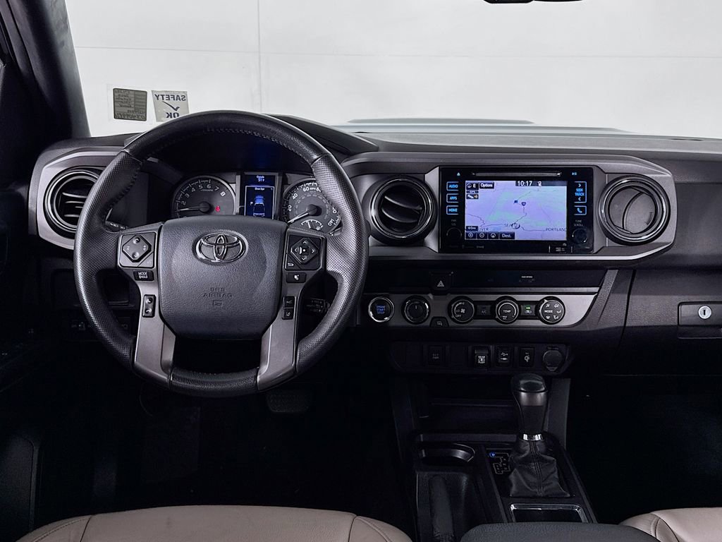 Used 2019 Toyota Tacoma TRD Sport w/ Exterior Package AWD/4WD image 13