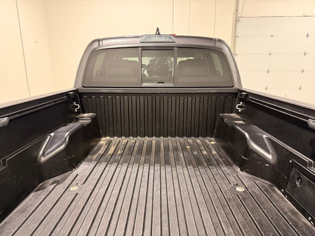 Used 2021 Toyota Tacoma SR w/ SR Convenience Package image 10