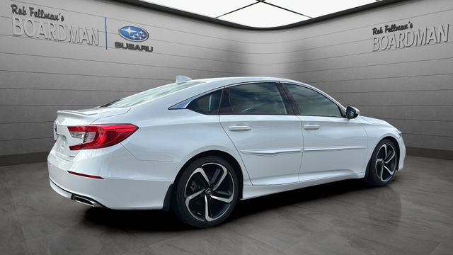 Used 2018 Honda Accord Sport image 4