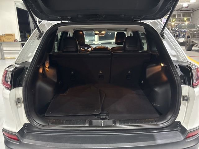 Used 2020 Jeep Cherokee Altitude image 32