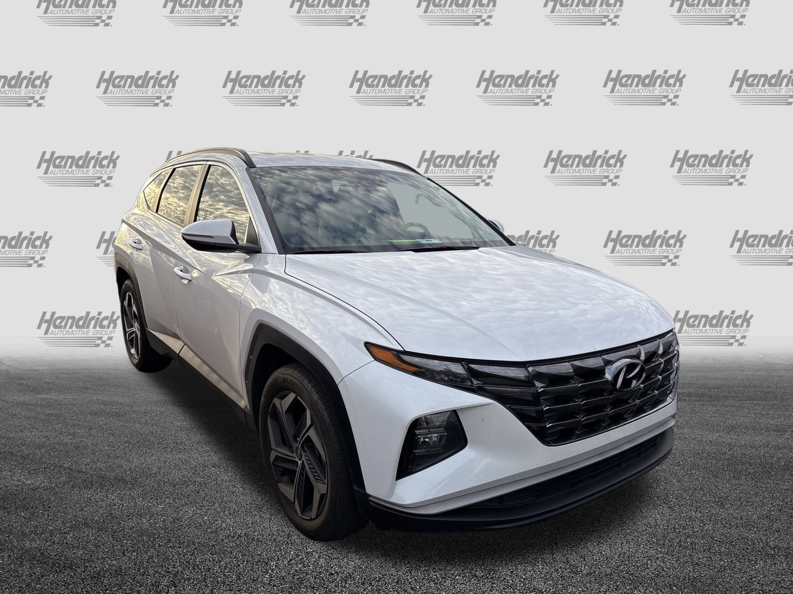 Used 2022 Hyundai Tucson SEL w/ Convenience + Premium Package image 3