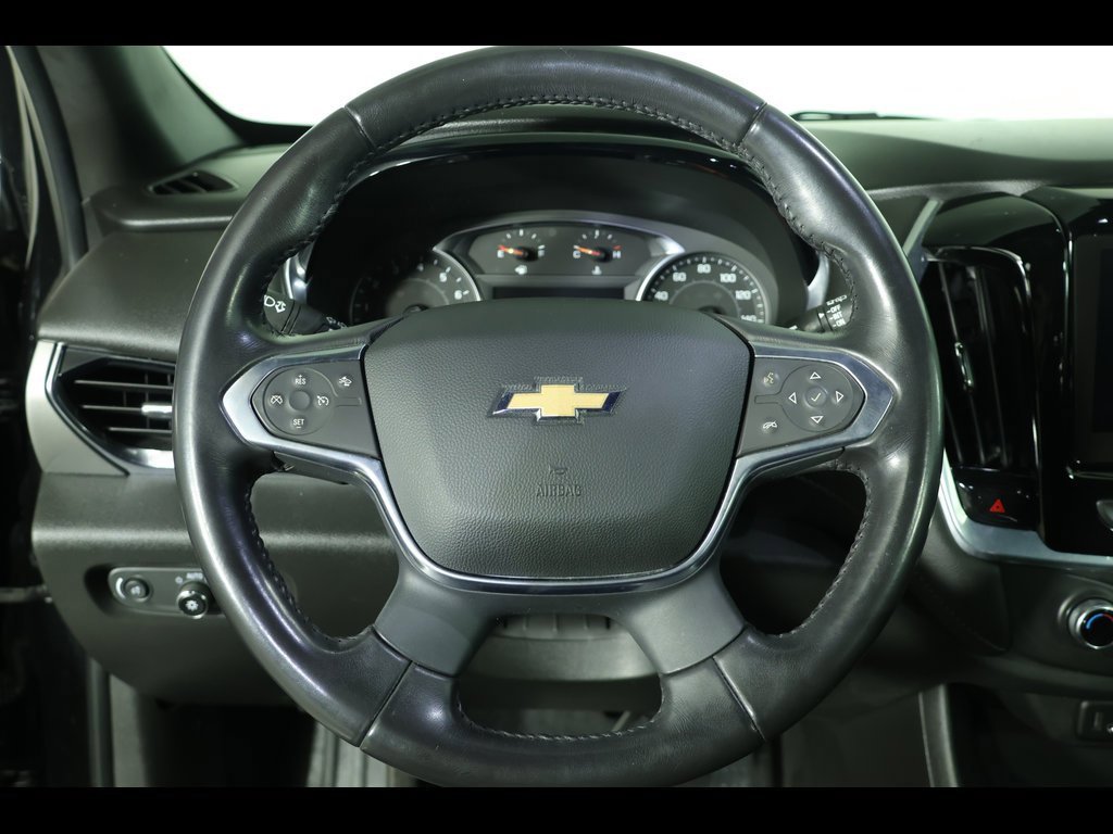 Used 2022 Chevrolet Traverse LT image 24
