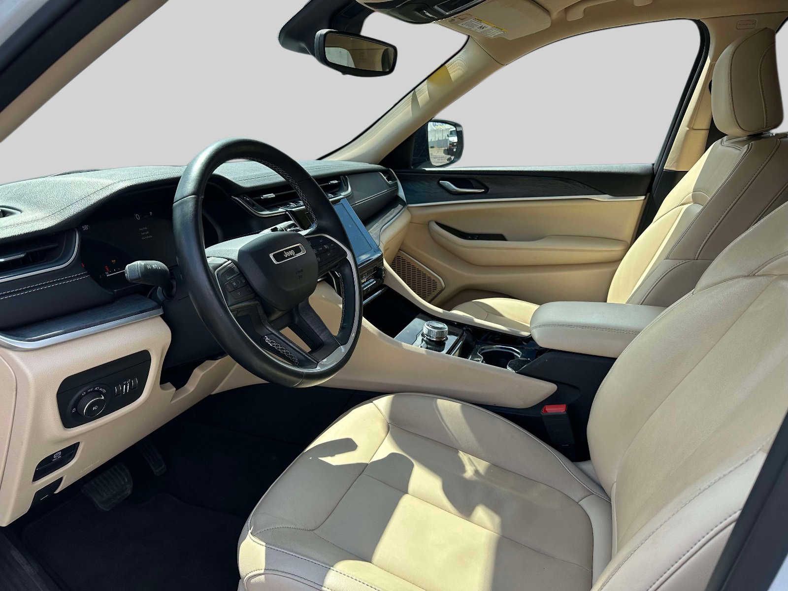 Used 2021 Jeep Grand Cherokee L Limited image 17