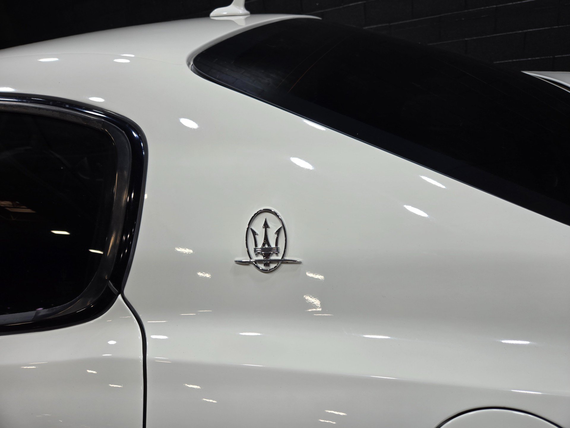 Used 2012 Maserati Quattroporte S RWD image 28