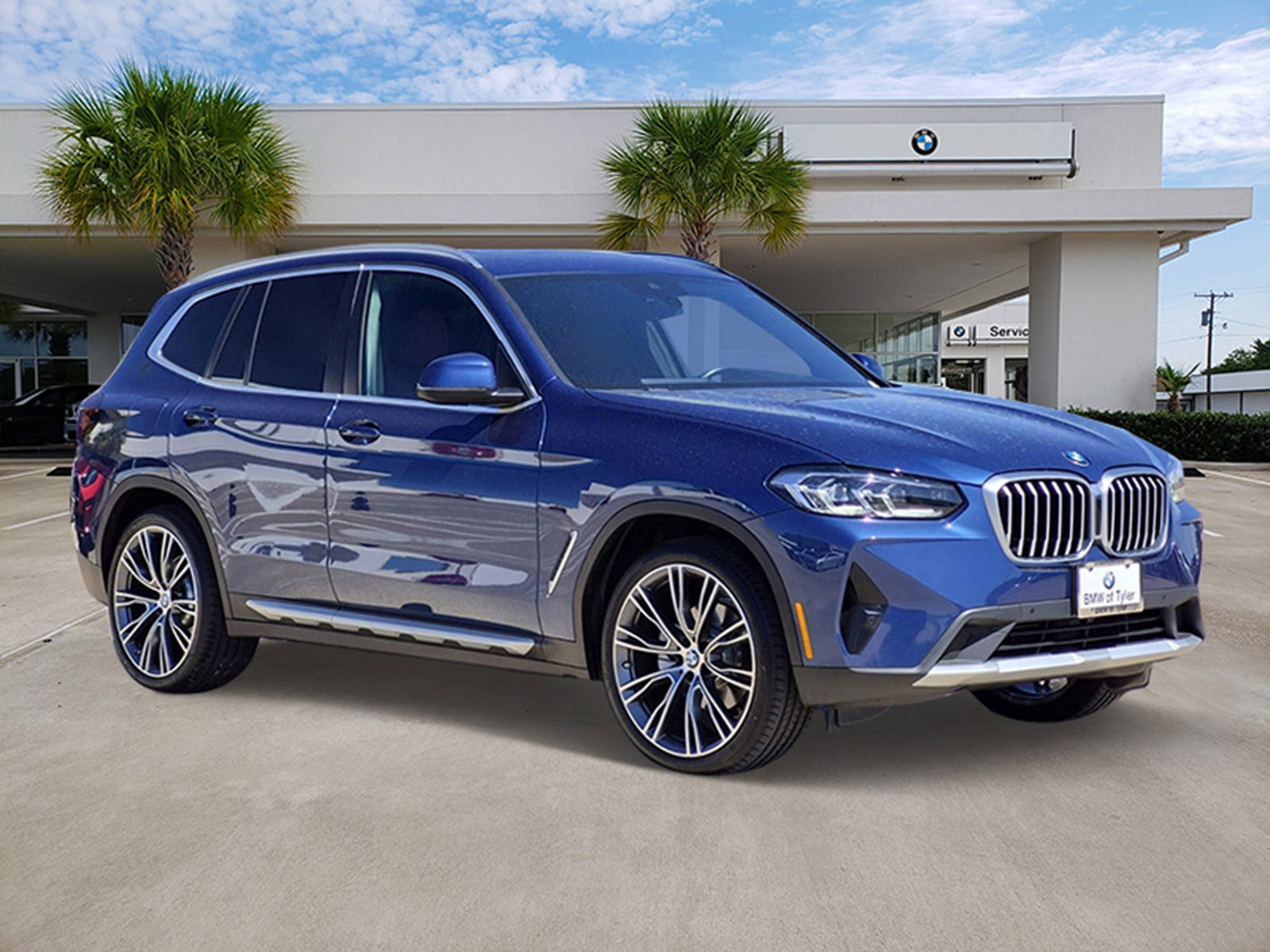 Certified 2023 BMW X3 sDrive30i w/ Convenience Package image 3