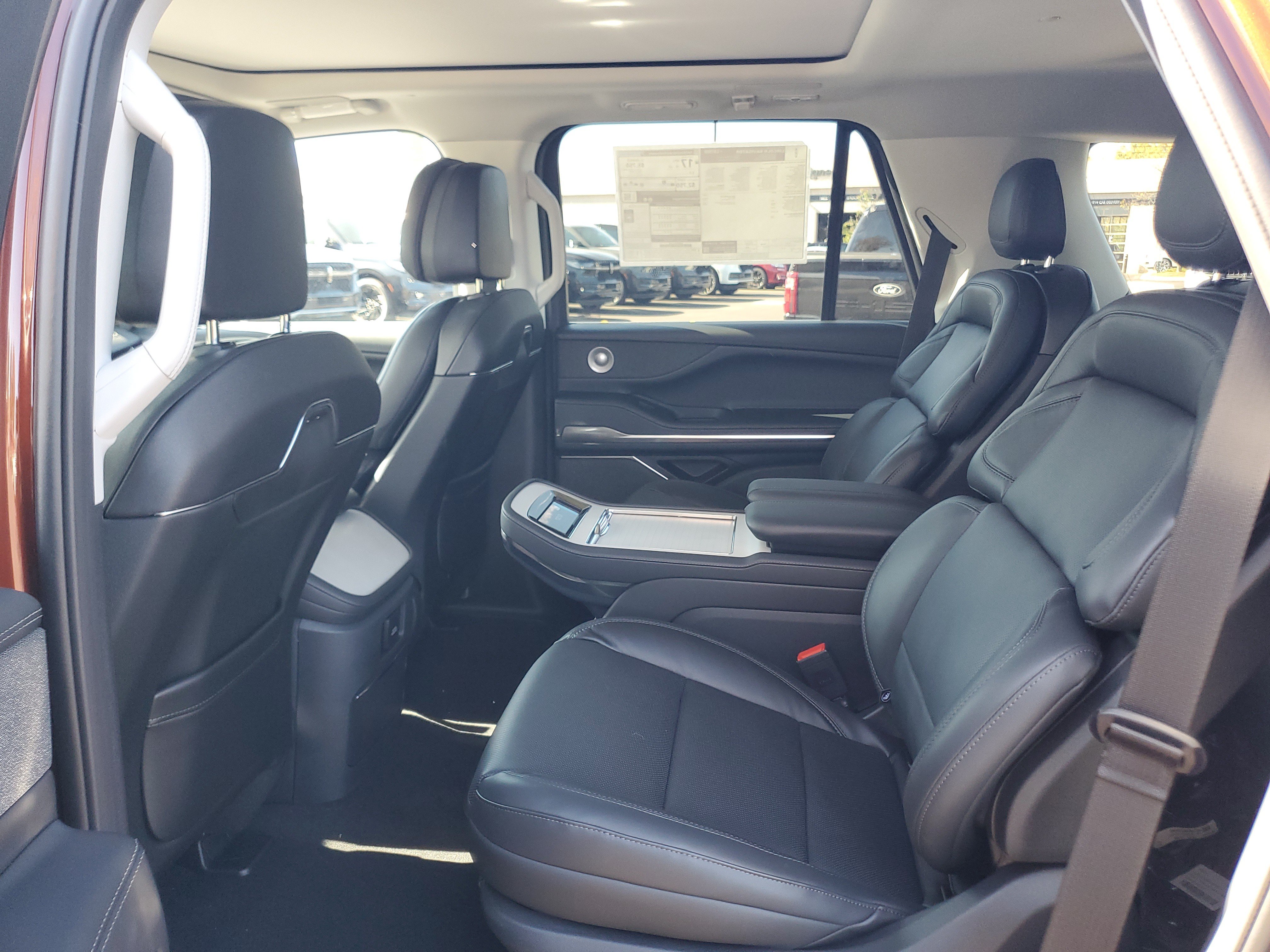 New 2027 Lincoln Navigator Reserve AWD/4WD image 27