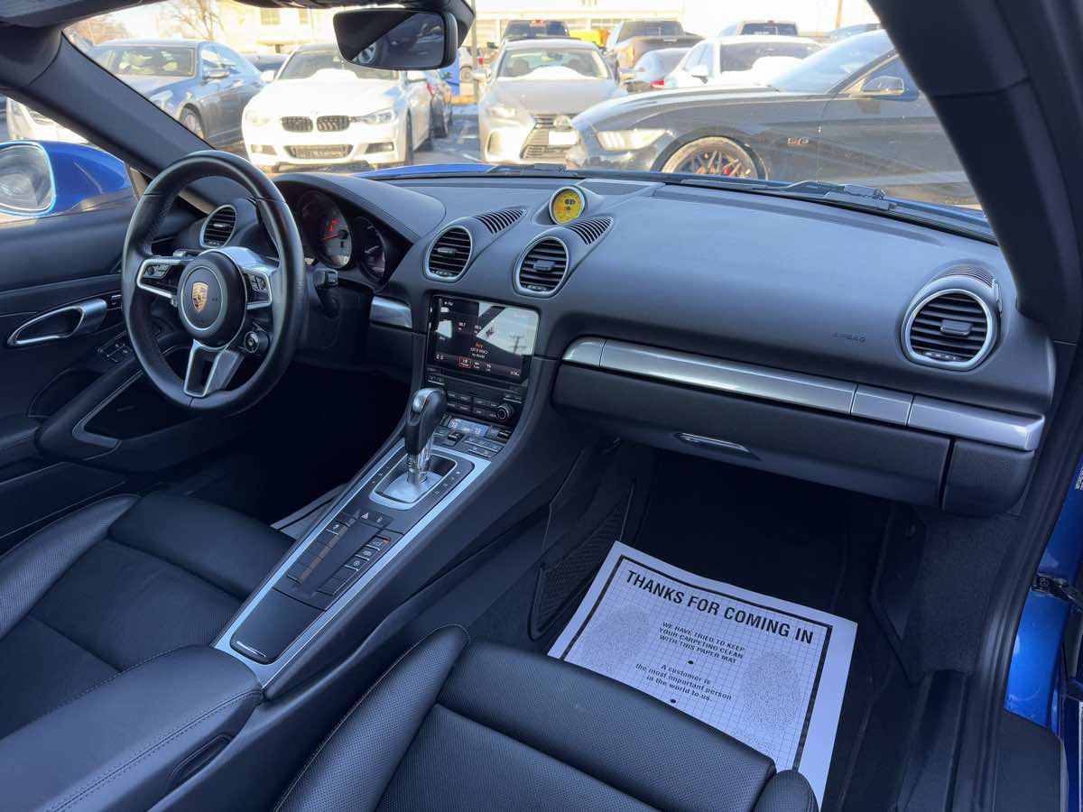 Used 2018 Porsche 718 Cayman S image 37