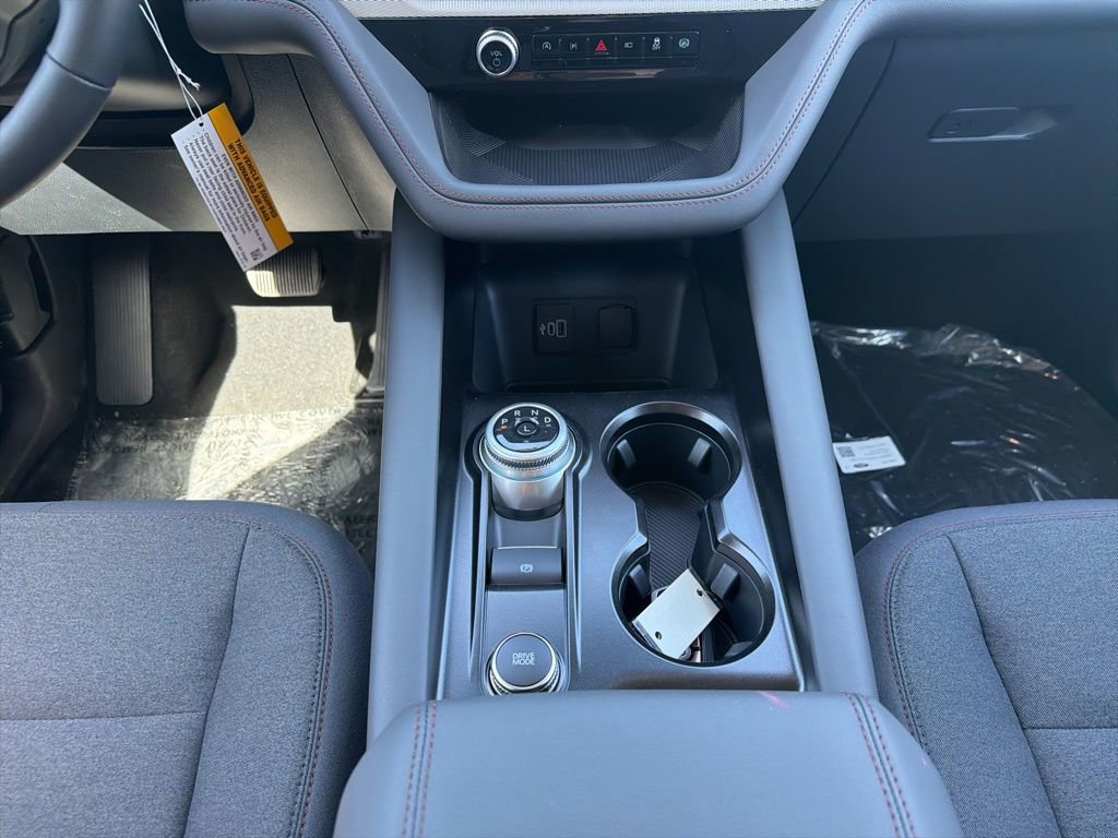 New 2026 Ford Explorer Active AWD/4WD image 15