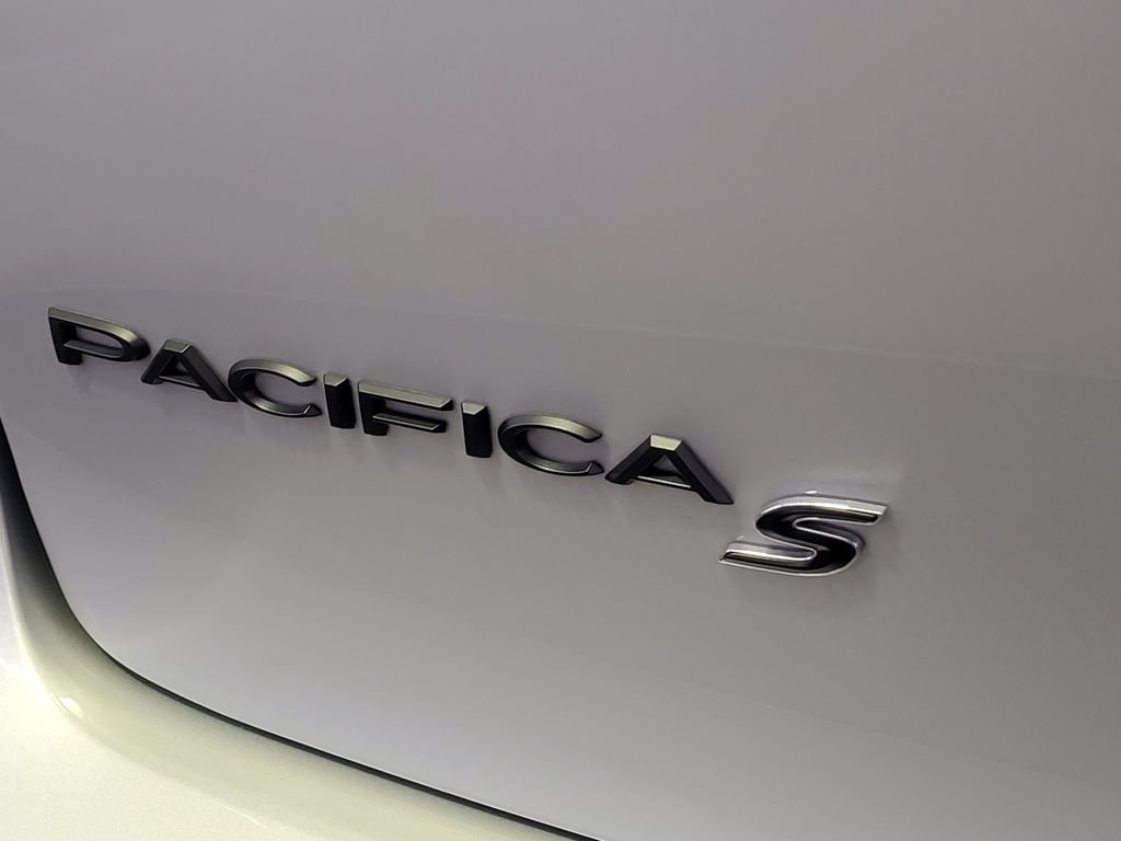 Used 2024 Chrysler Pacifica Limited w/ S Appearance Package AWD/4WD image 31